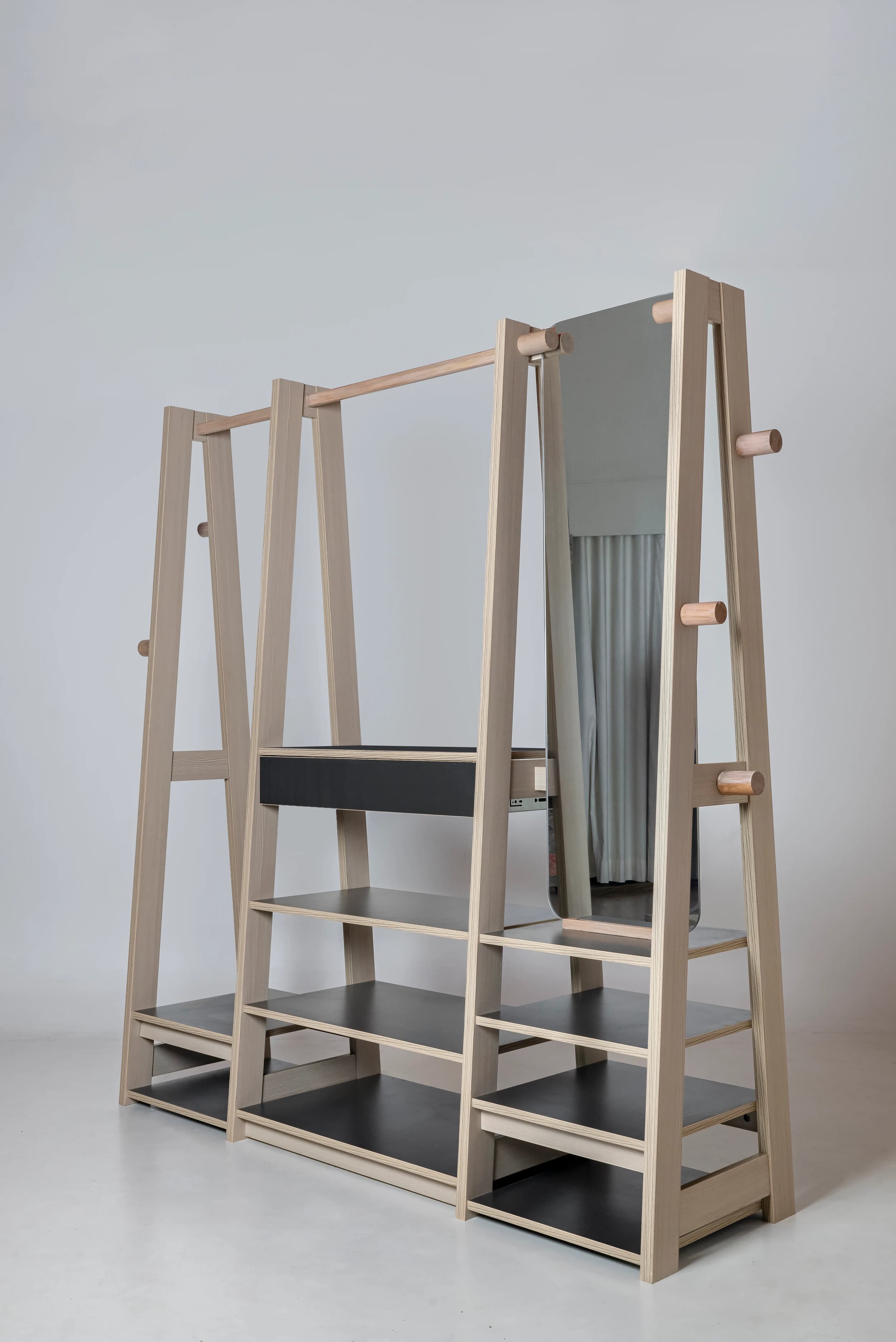 Urban Essentials Rack - Image 2